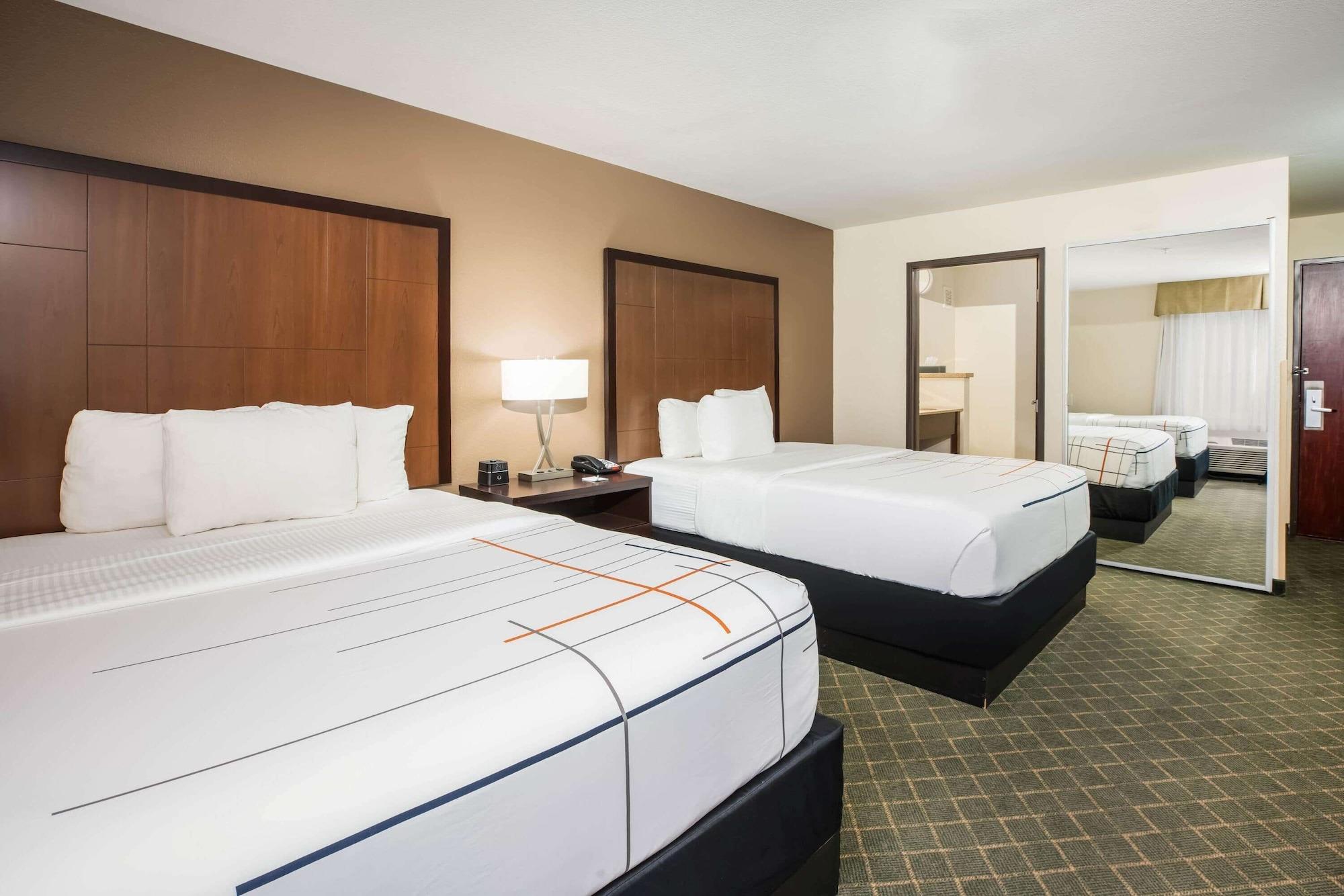 מלון La Quinta By Wyndham Portland Airport מראה חיצוני תמונה